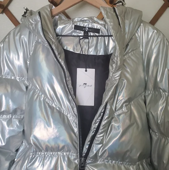 7 For All Mankind Halographic Puffer Jacket - Picture 5 of 7